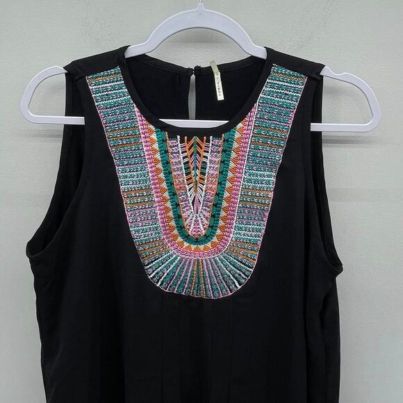 Nine 1 Eight Multicolor Embroidered Black Flowly Sleeveless Blouse‎ Style 12002M - Picture 3 of 7